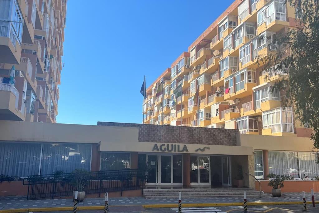 Estudio Aguila Con Vistas Al Mar Benalmádena Exterior foto