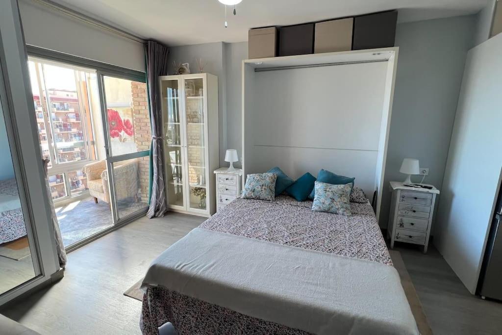 Estudio Aguila Con Vistas Al Mar Benalmádena Exterior foto